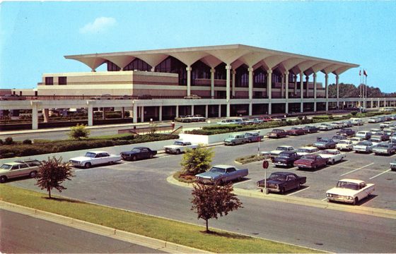 The terminal building at Memphis International Airport