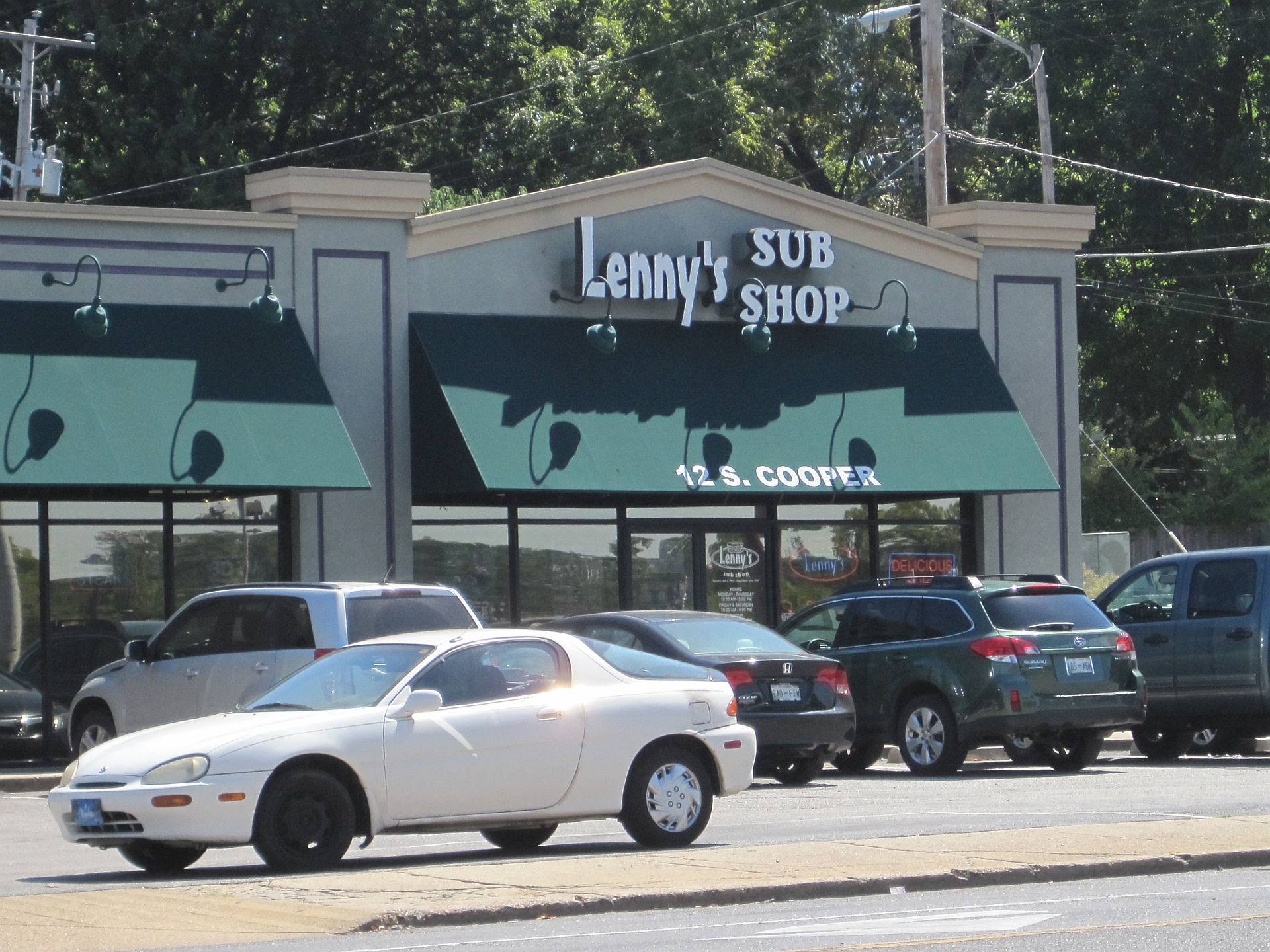 Lenny's Sub Shop on Cooper Street in Midtown Memphis, Tennessee