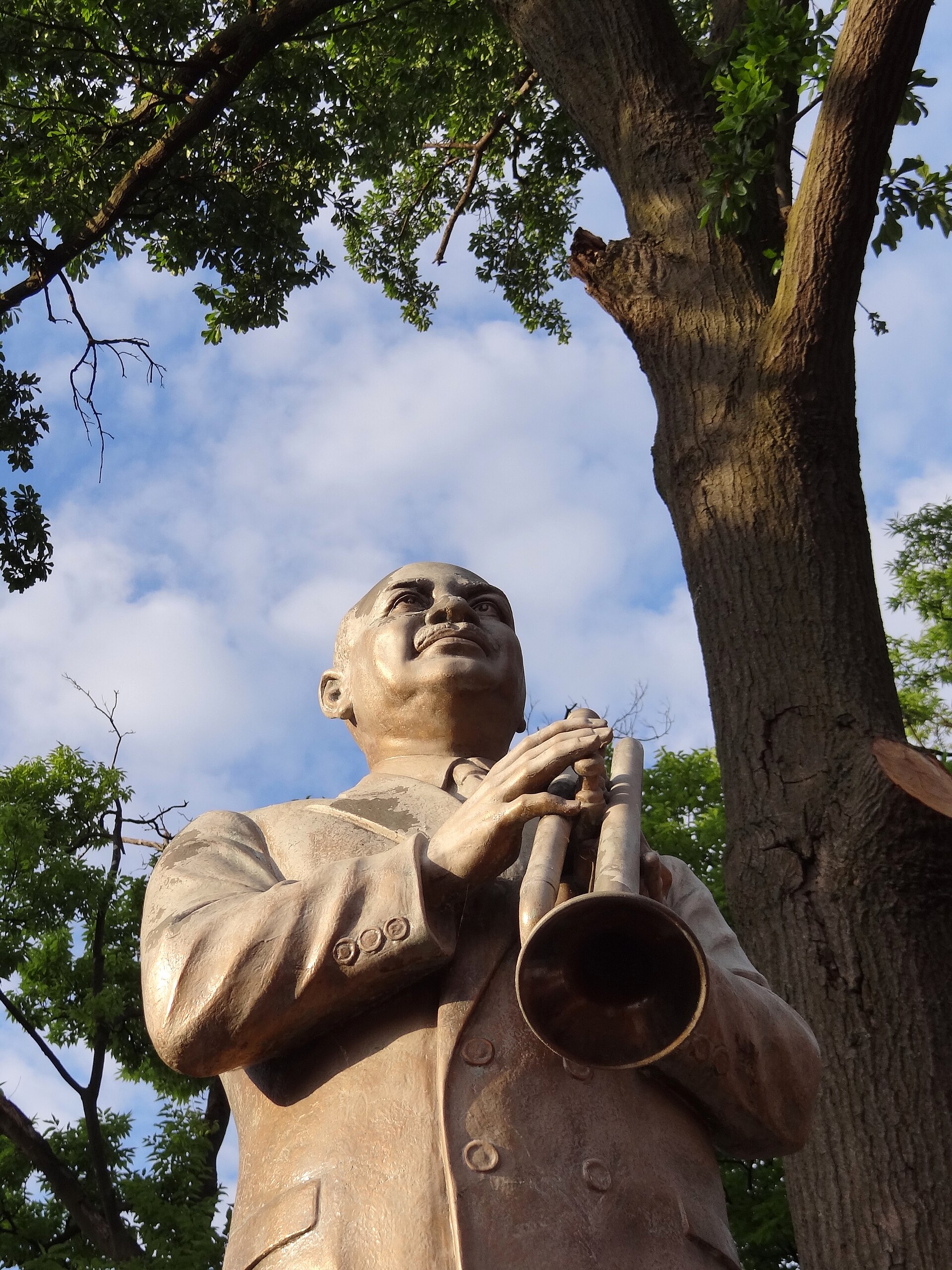 Sculpture of a trumpeter in a park in downtown Memphis, Tennessee